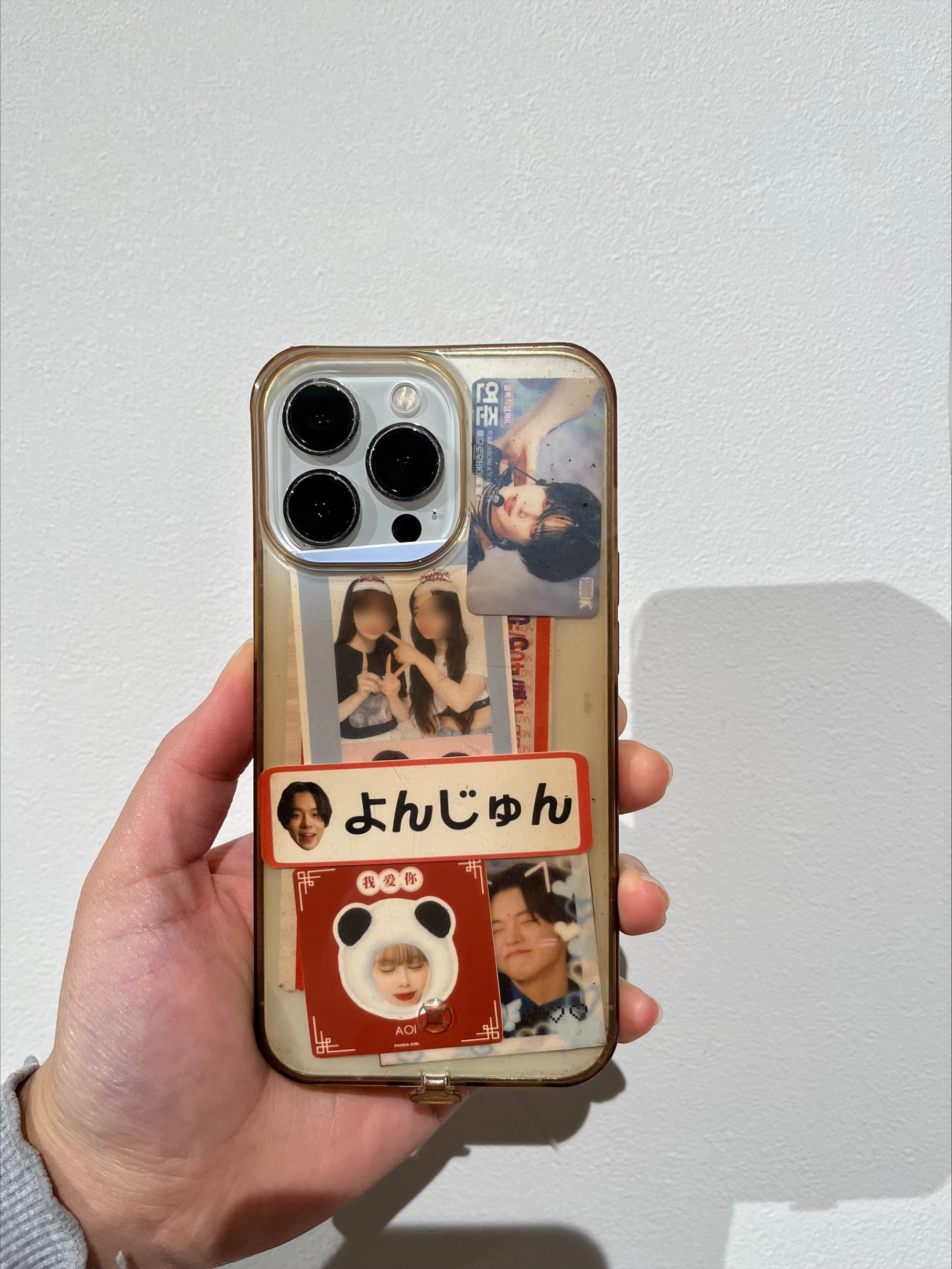 カード スマホの裏に挟むTikTok