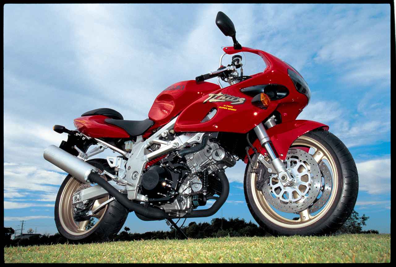 グーバイク特集記事 ホンダ 90°V型2気筒エンジン搭載バイクをご紹介新車・中古バイク検索サイト グーバイク