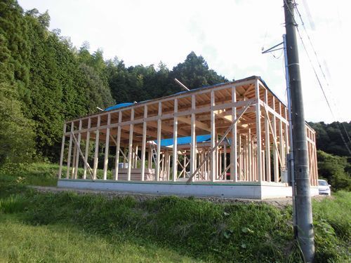 大規模な修繕の前に検討する「屋上防水・改修」のことがわかる本 屋上の部位名称 ルーフドレンの位置 防水保証 アスファルト防水 シート防水 塗膜防水グラウト注入屋上・屋根防水のスマイルユウ