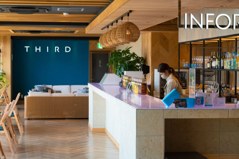 ホテルフロントの仕事内容とは？やりがいや大変なこと、必要なスキルなど - ホテル・宿泊業界情報コラムおもてなしHR