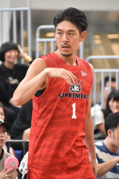 お知らせ長谷川惠一とうとうモデルデビューしました🕺✨ やってみたかったお仕事の１つ🥺 まだまだ表情かため😂モデルのお仕事難しい 勉強しないと🐣 これを機にモデルのお仕事増えるといいな😋 これからも色んなことにチャレンジしていきます💪🏼💪🏼@leejeansjp