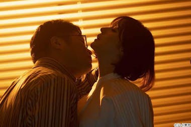 禁断の不倫マンガ『金魚妻』のあらすじとみどころまとめ！ 篠原涼子主演のNetflixドラマ原作作品 (ネタバレあり) |