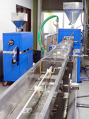 紙ストロー工場案内 第三工場 紙ストローの製造と通販