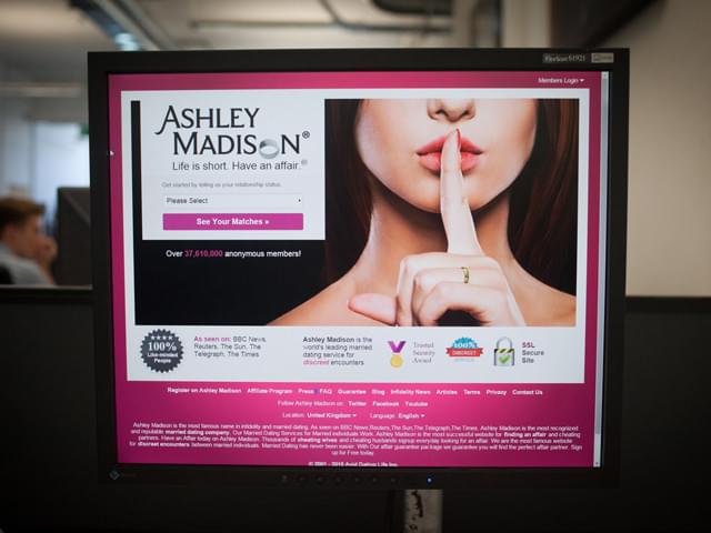 美巨尻コンテスト、ミス・ブンブン2015の第一次投票は10月31日まで