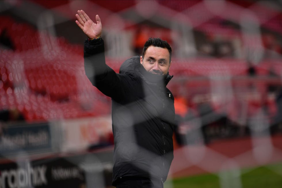 ブライトンがベテランDFフェルトマンと契約延長、デ・ゼルビ監督も高く評価サッカースポーツブルスポブル