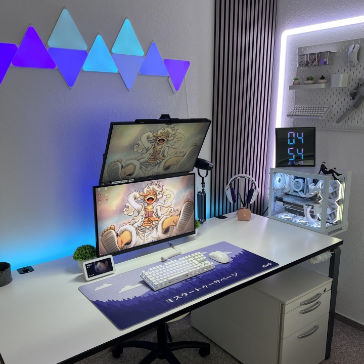 オタク必見のデスクツアーと有孔ボード紹介