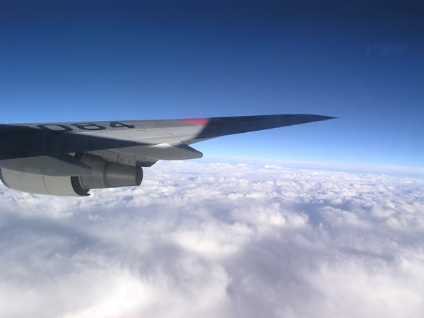 横浜 青空と鶴見つばさ橋 Stock Photo