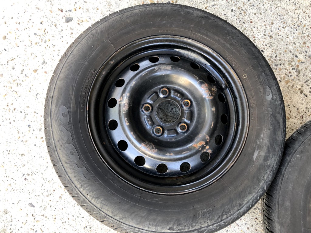 鉄チンホイール 昭和の安物が令和のオシャレ！？ 旧車乗りにこそ刺さるレトロな魅力 スーパーラップもどき