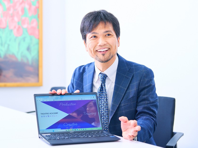 テアトルアカデミーのシニアタレントになりたい！合格したらどんな仕事ができる？オーディションなび