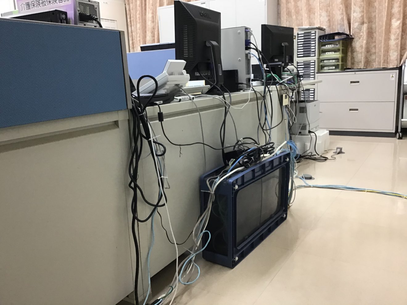 クラウドを活用した配線整理法とは？主装置やビジネスフォンの配線のなくし方配線レスキュー ビジネス公式blog