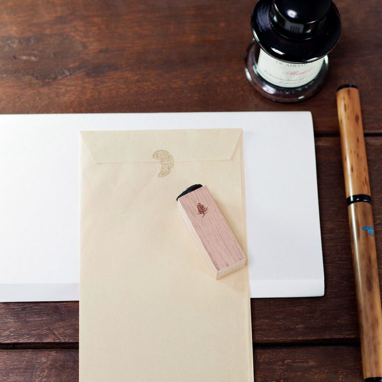 Amazon.co.jp: 封緘印 18mm丸 緘 ゴム印 F ◇ 郵便 スタンプ 封印 判子 はんこ 封筒 封止め ハンコ 封字 :文房具・オフィス用品