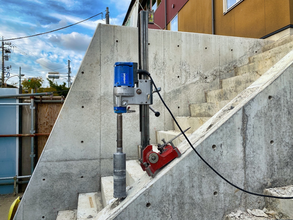 楽天市場 明和製作所 コアドリル MB-1H コアカッター コアボーリング マシン エンジン式 明和 MEIWA コアボーリング ボーリングマシンボーリング エンジン コンクリート アスファルト 舗装 コア抜き 建設作業 工事用 建設用 業務用 工業用 : 建機ランド 楽天市場店