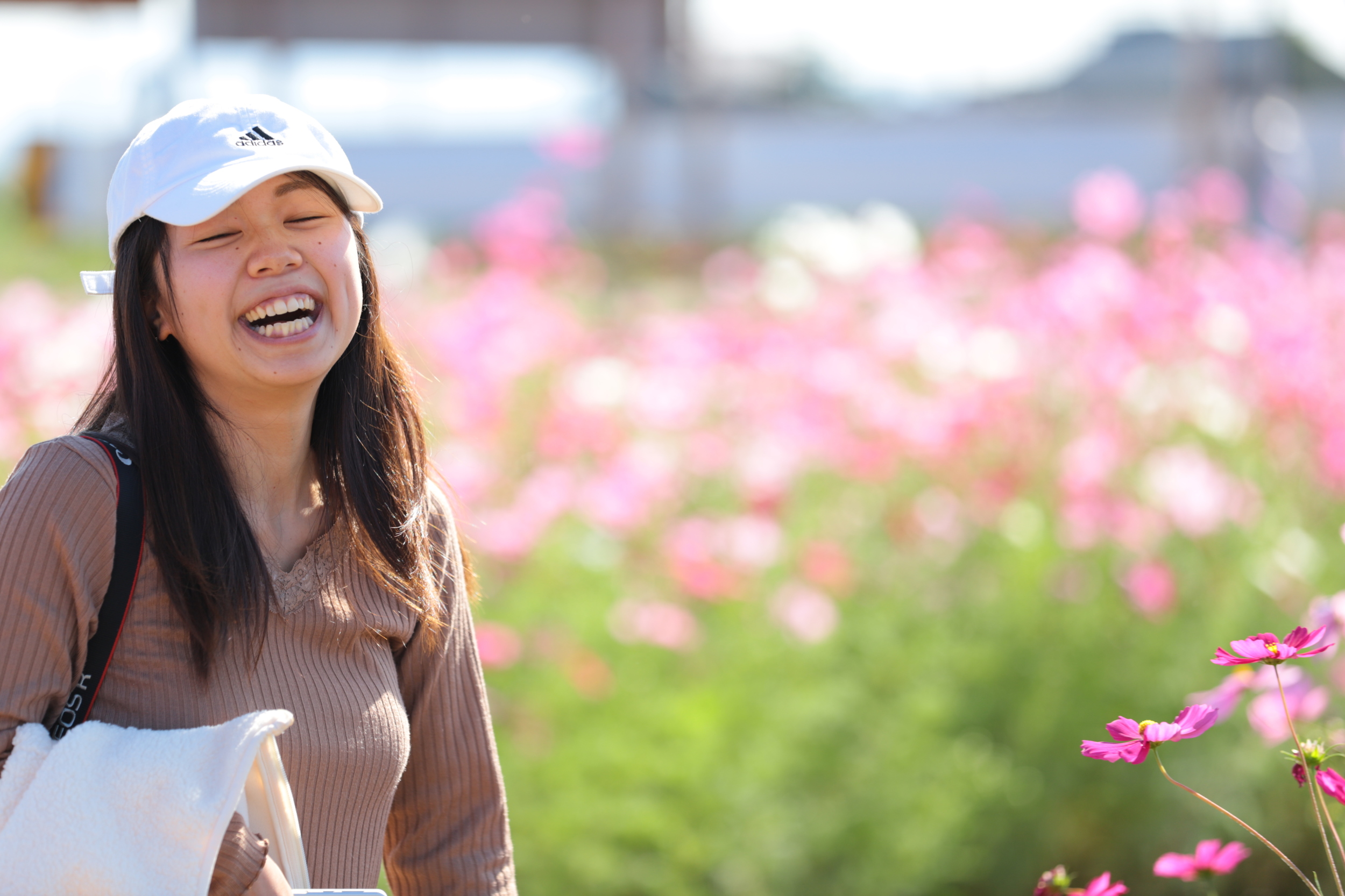 10月21日「あかりの日」、本日の美人カレンダーは 愛知県にお住いの市川優理さん、小島生詠さん、古山晴賀さん、森杏奈さん 