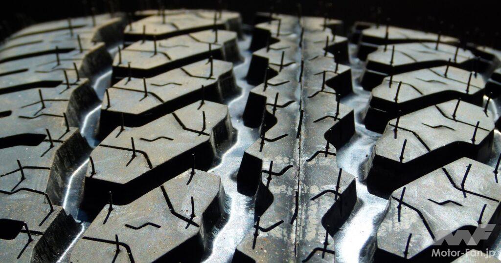 スタッドレスタイヤの スノープラットフォーム 知ってる？今更聞けない交換時期の見分け方MOBYモビー