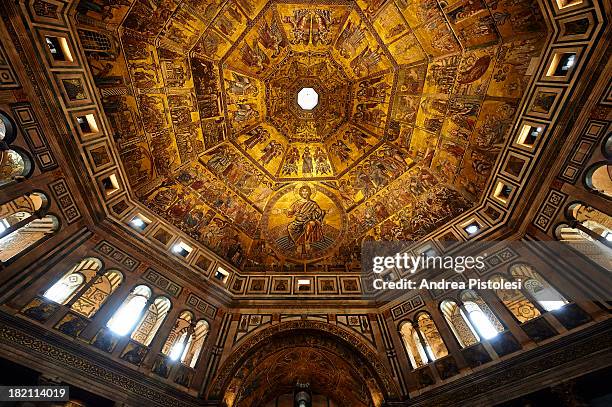 サン・ジョヴァンニ洗礼堂、ピサチケット、ツアーなどを予約