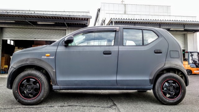 アルトワークスとＡＺオフロードを比較中古車のガリバ