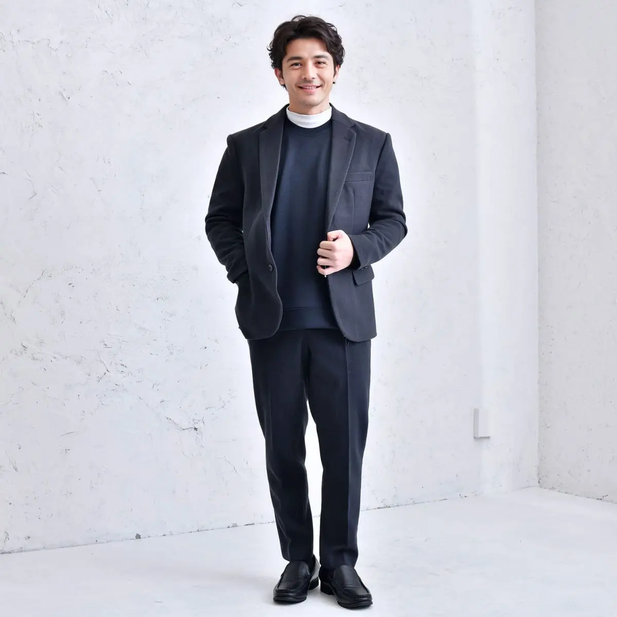 楽天市場激安！セール 送料無料 フォーマルスーツ 披露宴 紳士服 メンズスーツ スーツセット メンズ ビジネススーツ 3点セットジャケット+パンツ+黒シャツ セットアップ シングルスーツ 結婚式スーツ パーティー 通勤 卒業式スーツ 成人式 大きいサイズ S-7XL 韓国