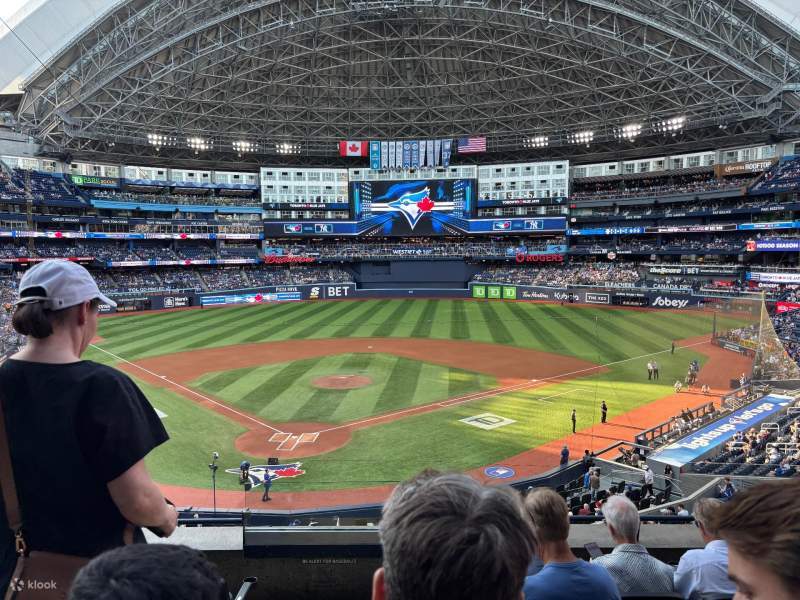 ロジャース・センター改修の第一段階が完了。こんな感じだよ : r toronto