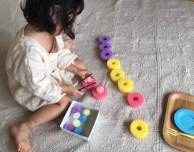 プールスティック セリア 水泳スティック プールスティック 浮き棒おもちゃ 水泳用 スポンジ 棒 フロート棒 水泳練習 子供 浮力スティック -メルカリ