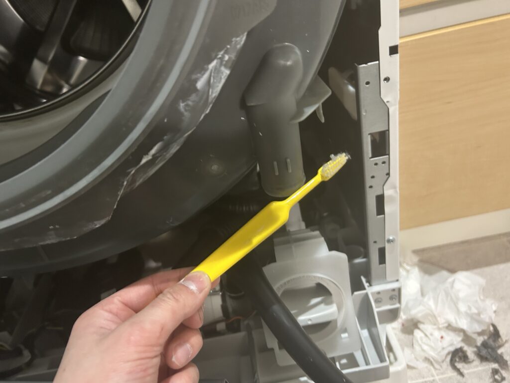 プロの掃除術 ドラム式洗濯機の洗濯槽をオキシ漬けする方法ピナイ家事ラボ