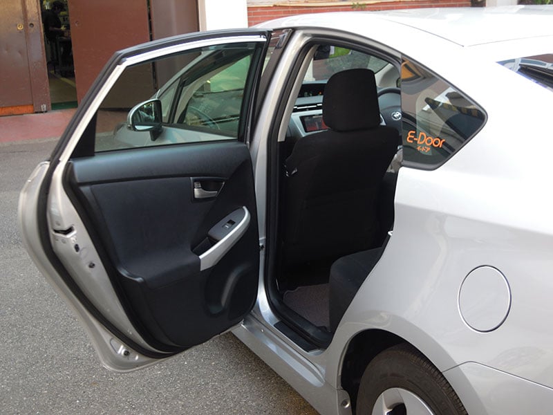 トーシンテックのタクシー純正自動ドアステッカー 2SET愛知県大口町ふるさと納税サイト「さとふる」