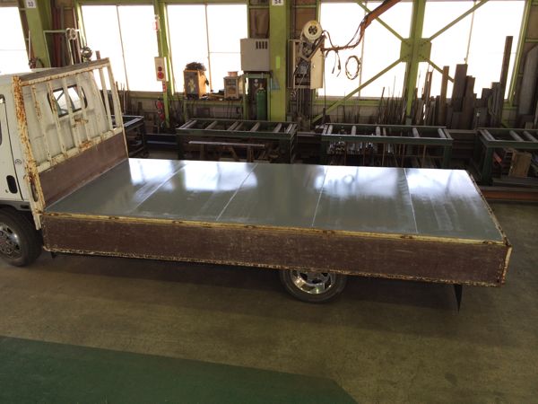 床鉄板 トラック塗装 トラック架装 トラック溶接 荷台溶接 荷台修理TikTok