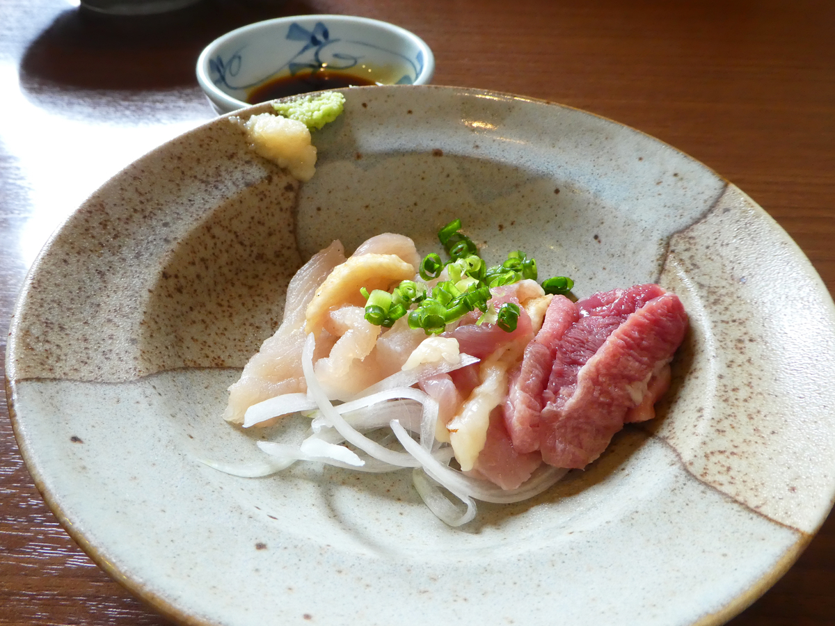 鹿児島空港周辺で唐揚げ定食が美味しい【食楽々（くらら）】ランチにもいいよ。 - ナナのかごんまグルメ