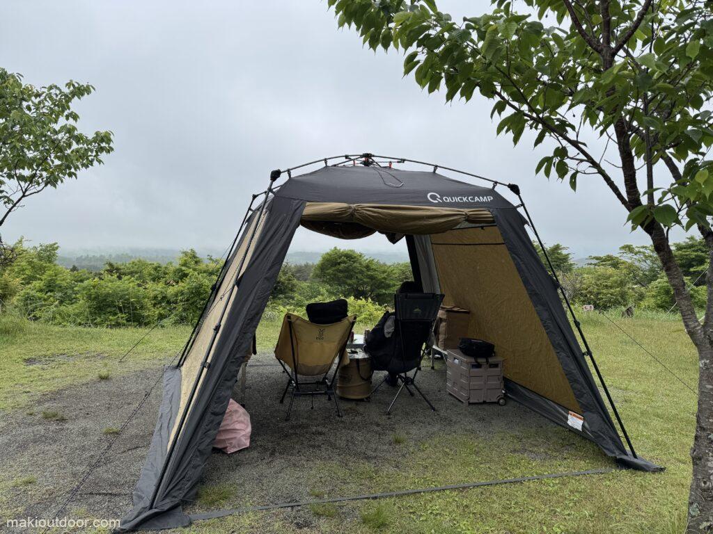 ゴンドーシャロレーC4サイト 標高930mでも真夏は暑い？ワンタッチカーサイドタープでラクラク手抜き車中泊&母子キャンプ！赤牛丼と馬刺しで天空の極楽へ！ 前編