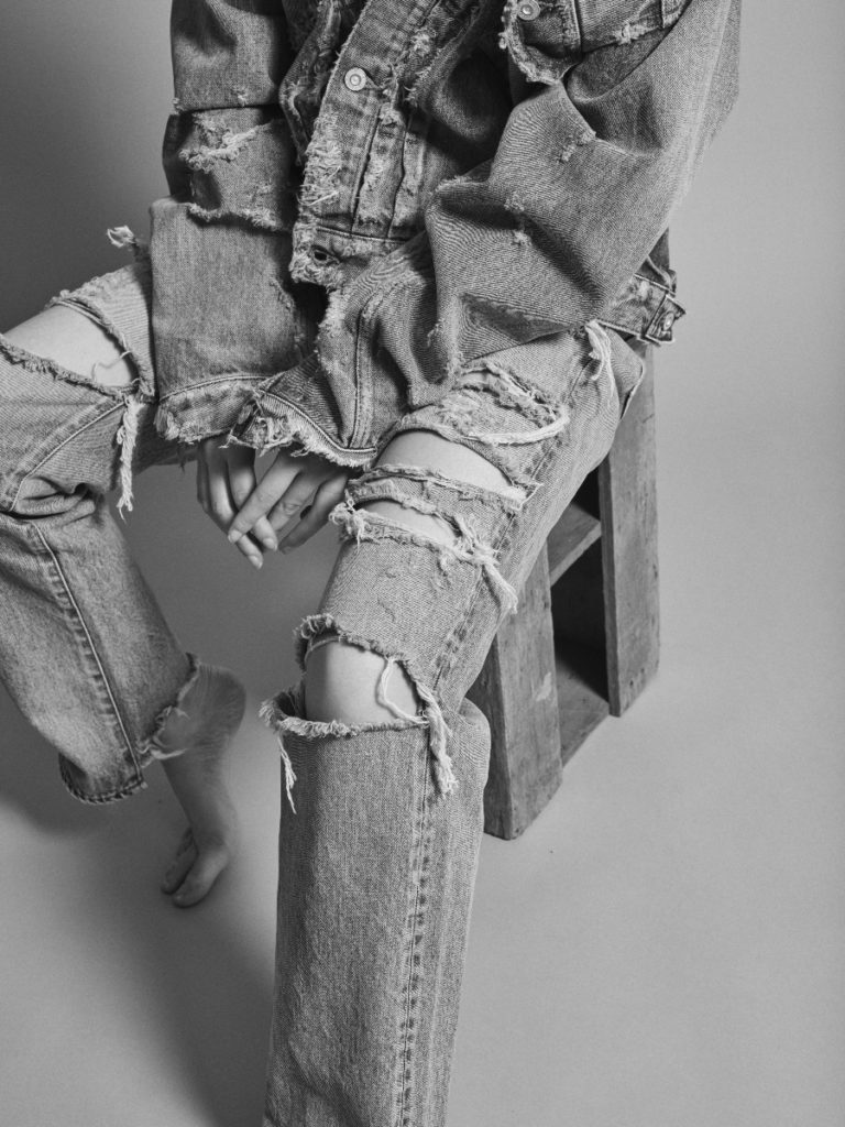 オシャレに古着を生かすコツ カジュアル名人・小島令子さんの“こなれる秘密”VERY