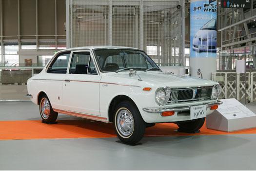 1967年式の旧車初代カローラを美しく保って乗りこなす至極のカーライフクルマ情報サイトｰGAZOO.com