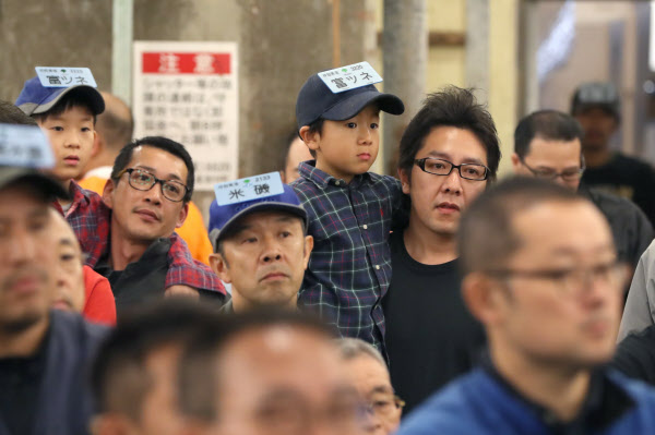 築地市場は営業してましたスタッフブログ - 船橋市・房総半島のサウナとセカンドハウスライフ株式会社 湊斗