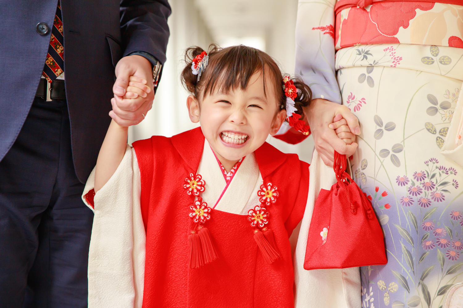 東京都八王子市でニューボーンフォトの出張撮影ができるおすすめ出張カメラマン家族・新生児写真の専門、一律料金で安心 - fotowa