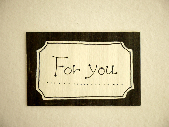 メッセージカードを入れる封筒の書き方を紹介！ベストな入れ方やカードの向きとはメッセージカードやサンキューカード、手紙の手書き代行なら代筆ドットコム