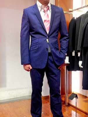 ネイビースーツの魅力と着こなし方を解説オーダースーツブランドDIFFERENCE ディファレンス