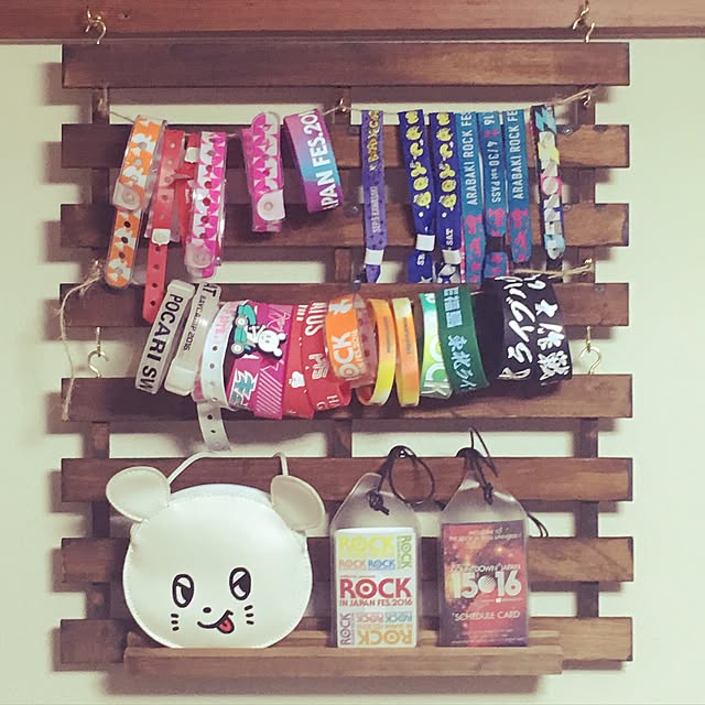 イベント用リストバンド 400枚 4色バラエティパック – 破れにくいデザインで再利用を防ぎます – イベント用プレミアムグレードペ楽天市場 使い捨てリストバンド 100枚入り 使い捨て リストバンド 激安 使い捨て クラブイベント 抜群の耐水性、カラーも豊富 イベント用