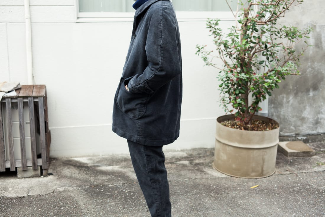 1970-1980s French Work Moleskin jacket 経年変化が楽しめるモールスキンジャケット。ちょうど良いやれ感の一着です。 モールスキン特有のサラッとした生地と 表面の光沢が特徴的。 フレンチワークらしい綺麗な青色です。used古着vintageeurovintage