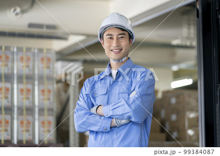 楽天市場送料無料 看板 倉庫向けサイン 看板 ヘルメット着用 WEAR A HELMET表面ラミネート加工 片面のみ表示 プレート看板注意看板 : 看板・ステッカーの やまカン