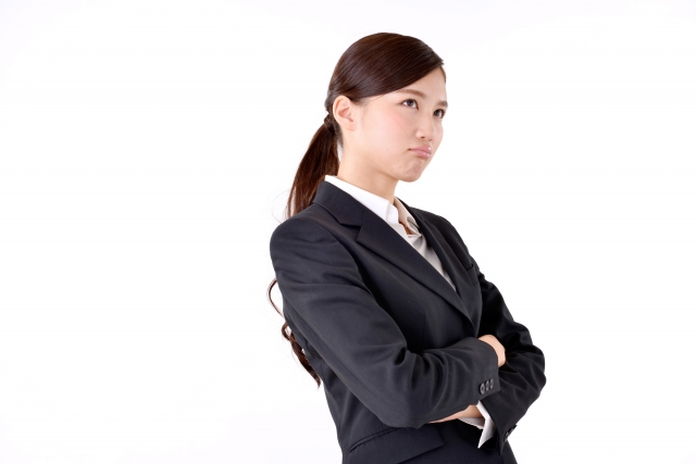 オフィス向け のヘアアレンジ10選！簡単なのにきちんと見えするおしゃれな髪型RAXY ラクシー