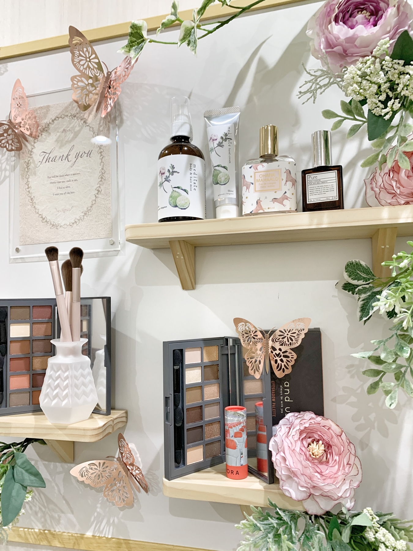 商品をおしゃれに見せる店舗ディスプレイのコツと什器の選び方 – ルミナスクラブショップ