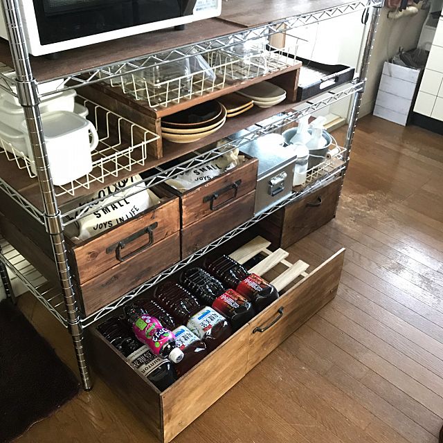 ペットボトル収納アイデア7選！収納のポイントと注意点も解説PrettyOnline