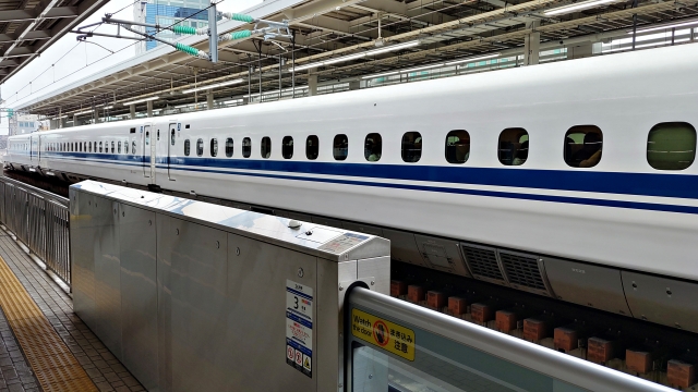 上越・北陸新幹線E7系 指定席と自由席 乗車目的別に座席選びのポイントを解説しますプチプチ旅行マニア