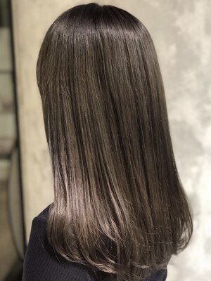 Elena池袋店所属・透明感カラー Sarinaのヘアカタログ(20240405231753)｜ミニモ