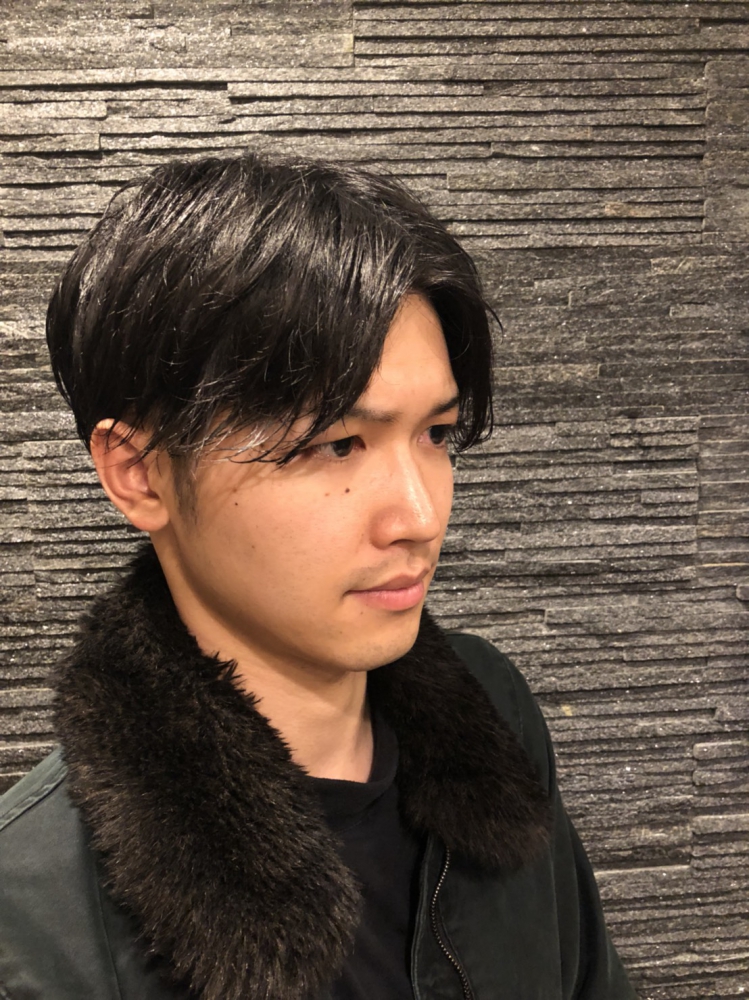 2025秋冬 メンズヘア すっきり清潔感のある 秋センターパート - MEN'S BEAUTY TOPICS