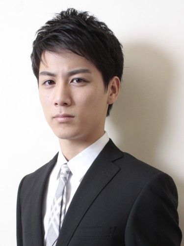 ヘアカット好感度ナンバーワン！ナチュラルショート大人のビジネスマンのための“男性専用”美容室ブラックビズ