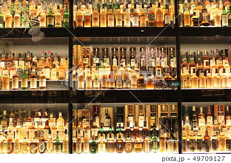 THYGIFTREE カウンタートップリキュールボトルディスプレイシェルフ 自立式収納棚 ウイスキーワイン コーヒーシロップ用