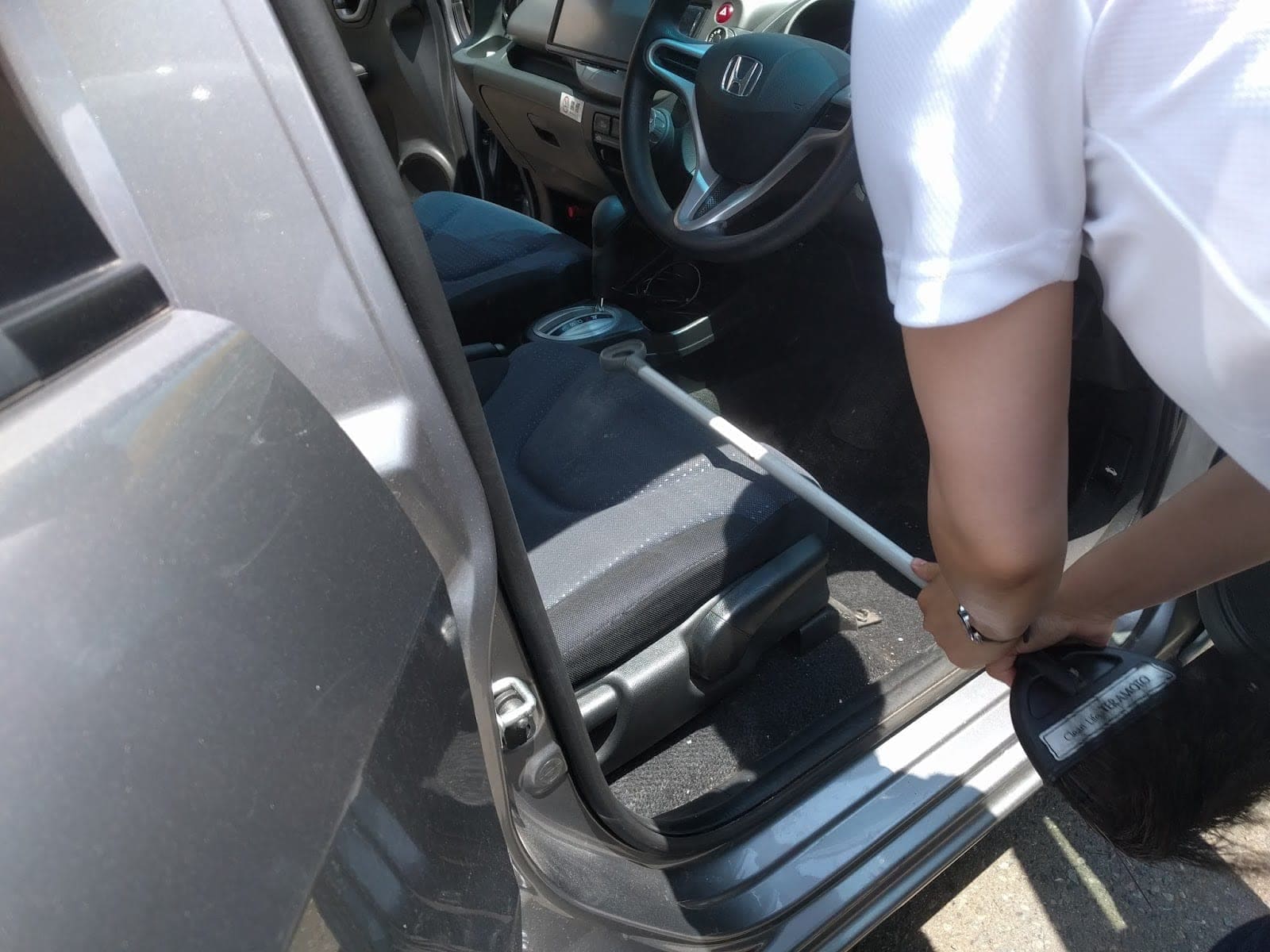 車内を自分で清掃する方法！必要な道具ときれいを保つコツ