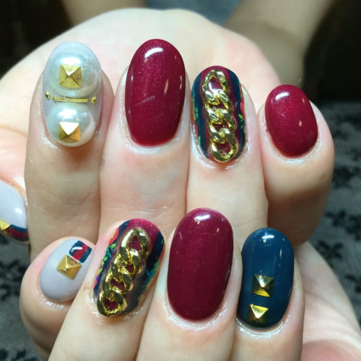 手描きアートは心斎橋ネイルサロンtemptation nail studioへ！！