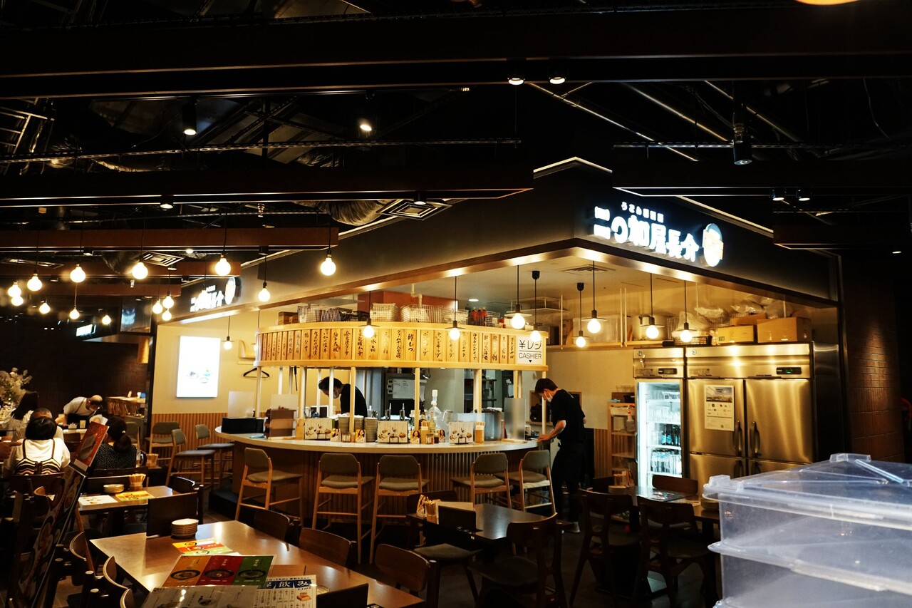 me会員限定特典 「生ビール1杯無料」「飲食代5%割引」など、天神ビジネスセンターの飲食店街「イナチカ」でお得な優待体験 西日本新聞me