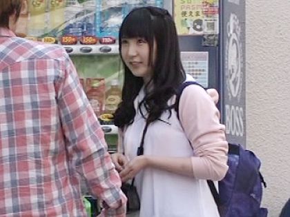 人妻ナンパ 夜の下北沢でアンケート 四十路熟女のエロが暴走・連続中イキ無許可中出し！（19分24秒）