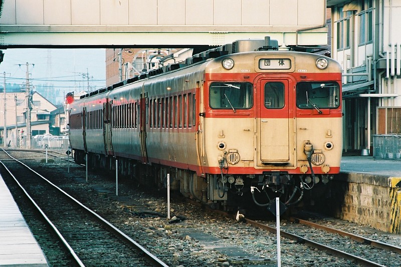 京都発幕間旅情】阪急9000系電車と梅田駅,10分毎の京都本線・宝塚本線・神戸本線の特急急行同時発車 - 北大路機関